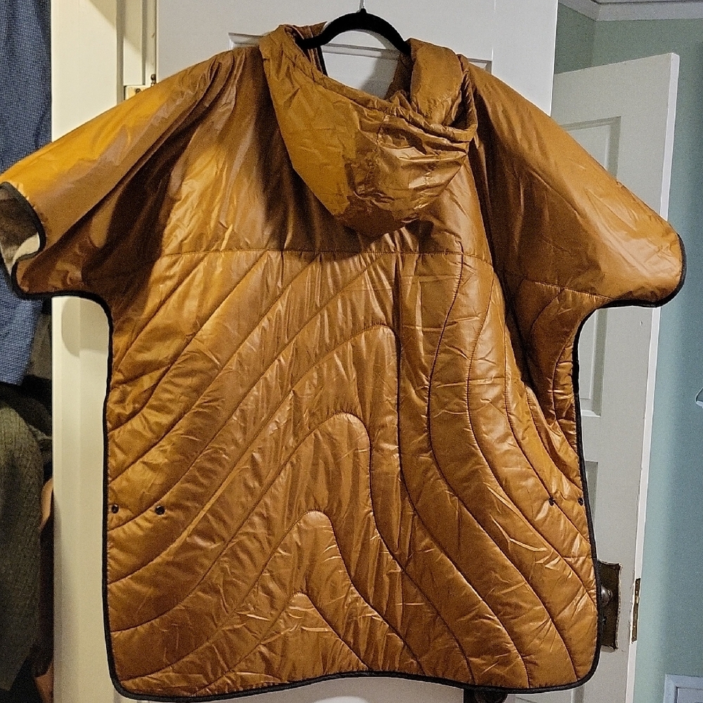 Rumpl X Carhartt Brown Original Puffy Poncho Hooded Coat L/XL - Picture 10 of 10